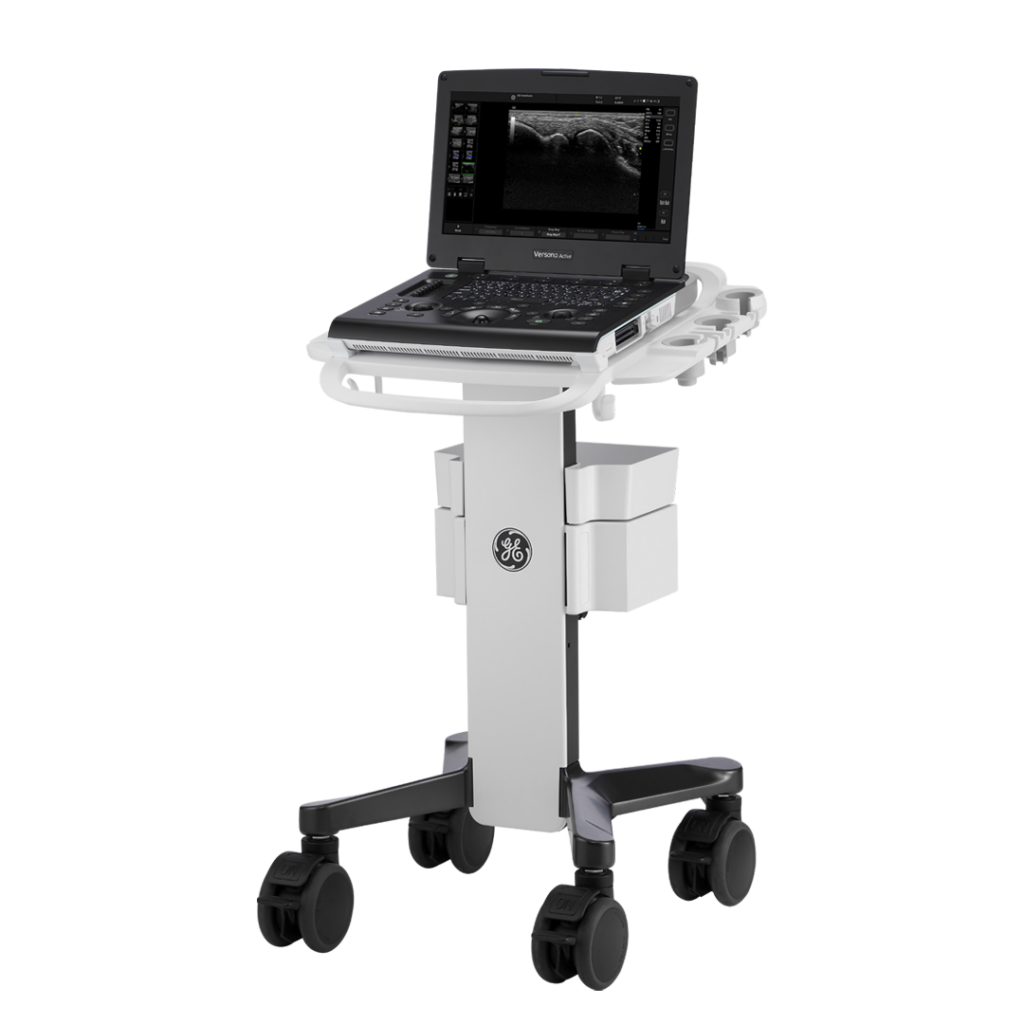 Ecografo portatile GE Healthcare con carello e vassoio.